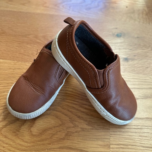 Carters slip on toddler boys shoes - Picture 4 of 7